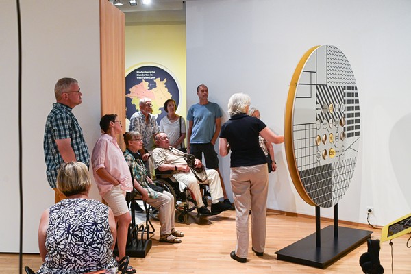 Führung durch die Ausstellung